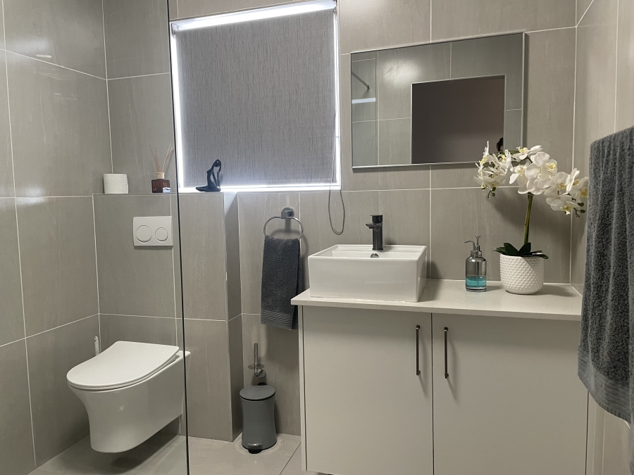 3 Bedroom Property for Sale in Langebaan North Western Cape